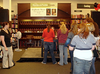 Sarah getting her books signed